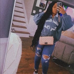 Meet your Posher, Rodnea